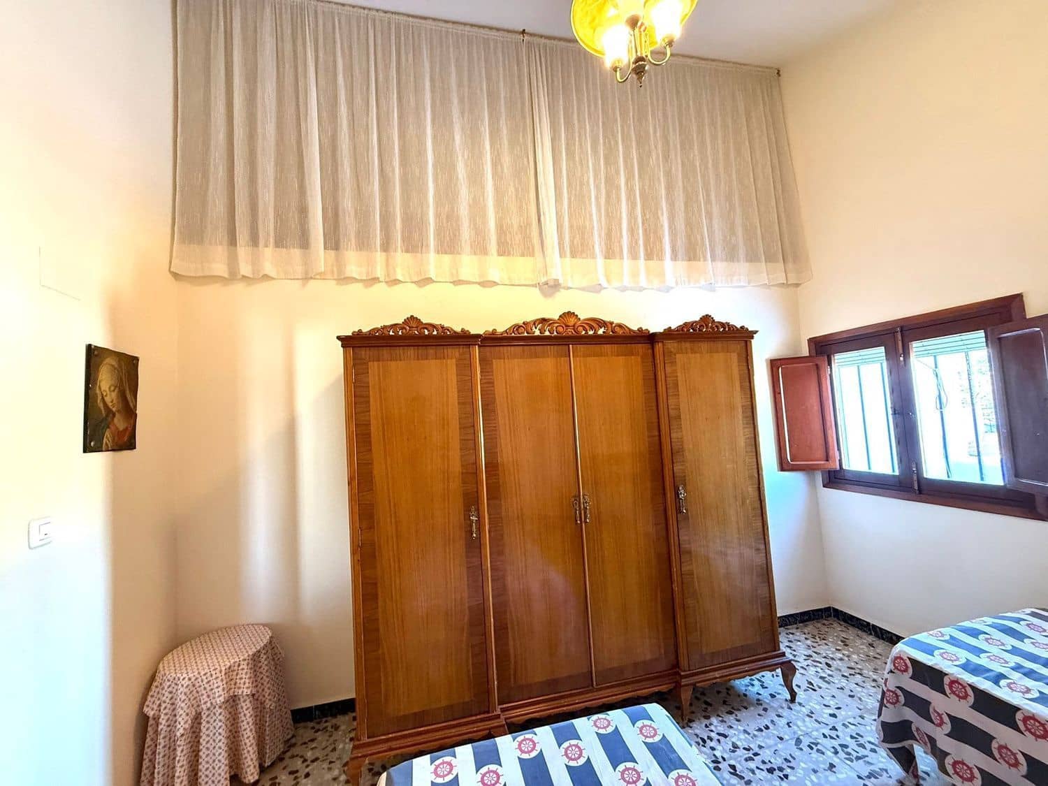 8 bedroom Townhouse for sale in San Juan de los Terreros with garage - € 250,000 (Ref: 9716783)