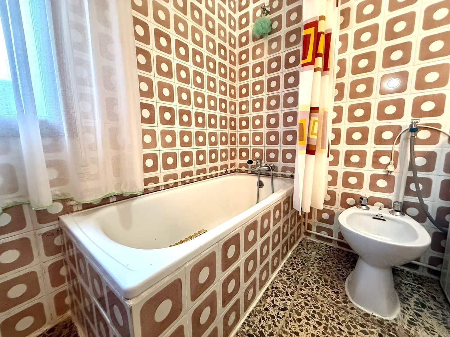 8 bedroom Townhouse for sale in San Juan de los Terreros with garage - € 250,000 (Ref: 9716783)