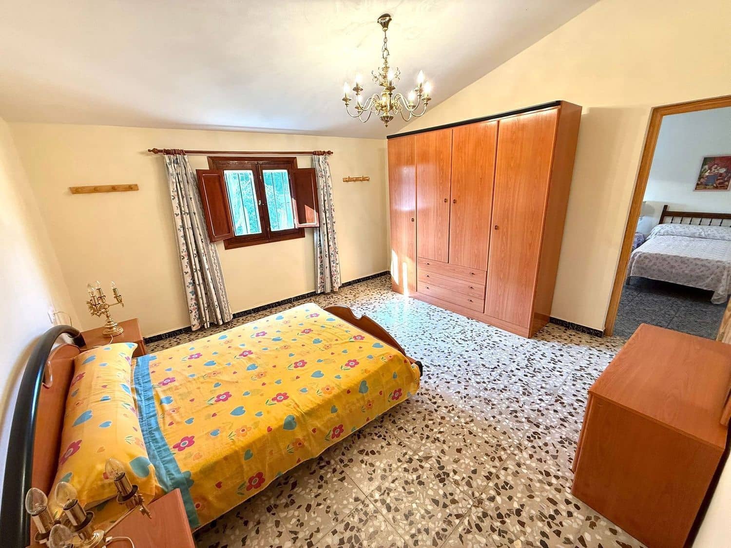 8 bedroom Townhouse for sale in San Juan de los Terreros with garage - € 250,000 (Ref: 9716783)