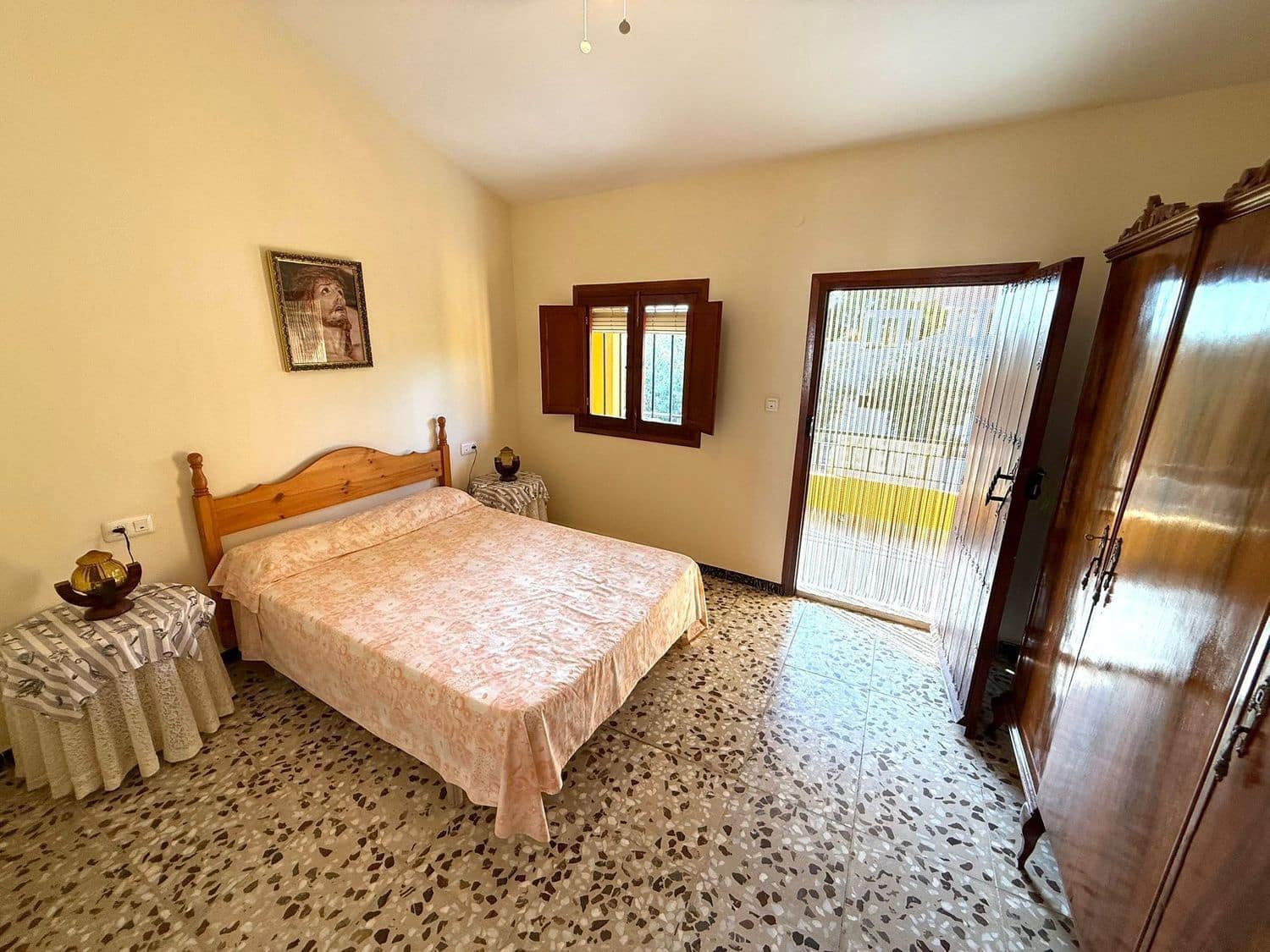 8 bedroom Townhouse for sale in San Juan de los Terreros with garage - € 250,000 (Ref: 9716783)