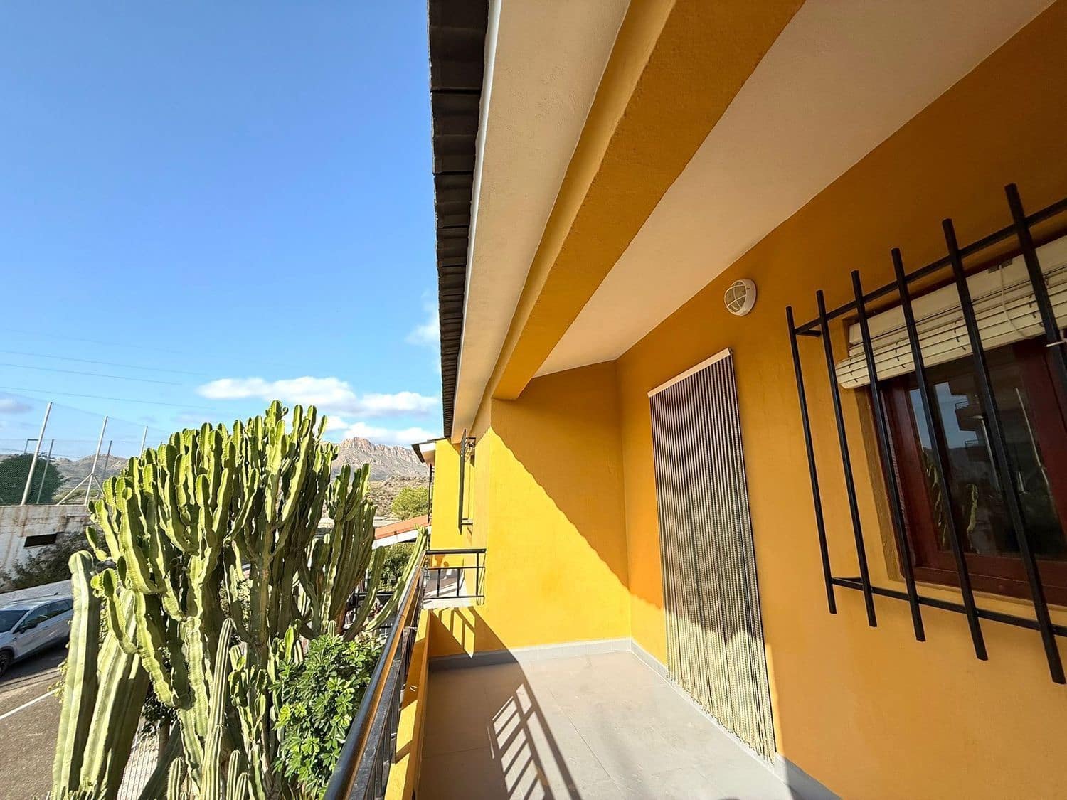 8 bedroom Townhouse for sale in San Juan de los Terreros with garage - € 250,000 (Ref: 9716783)