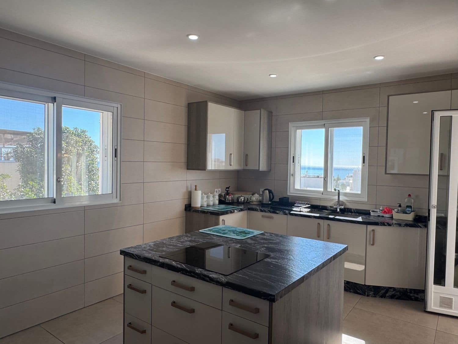 3 bedroom Villa for sale in Mojacar with pool garage - € 699,000 (Ref: 9720889)