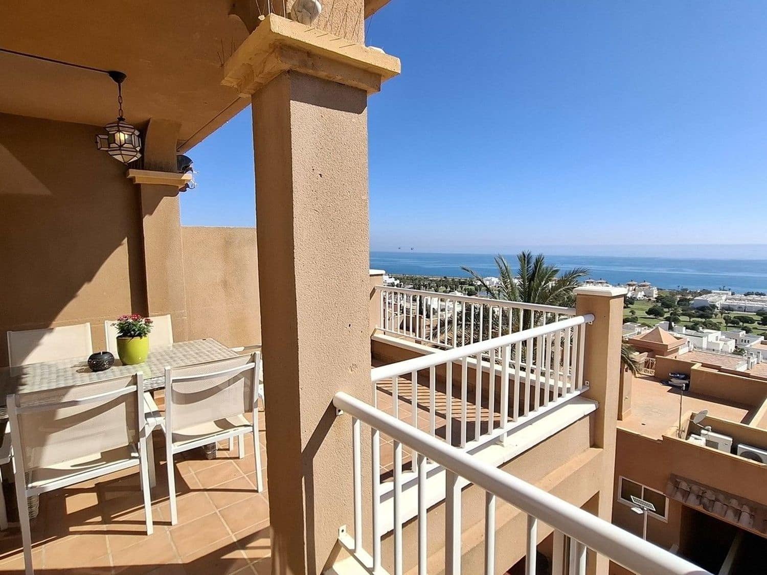 Ático de 3 habitaciones en Mojácar en venta con piscina - 223.950 € (Ref: 9722695)