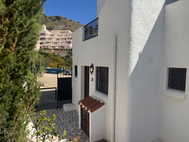 Casa de 2 habitaciones en Mojácar en venta con piscina garaje - 220.000 € (Ref: 9731159)