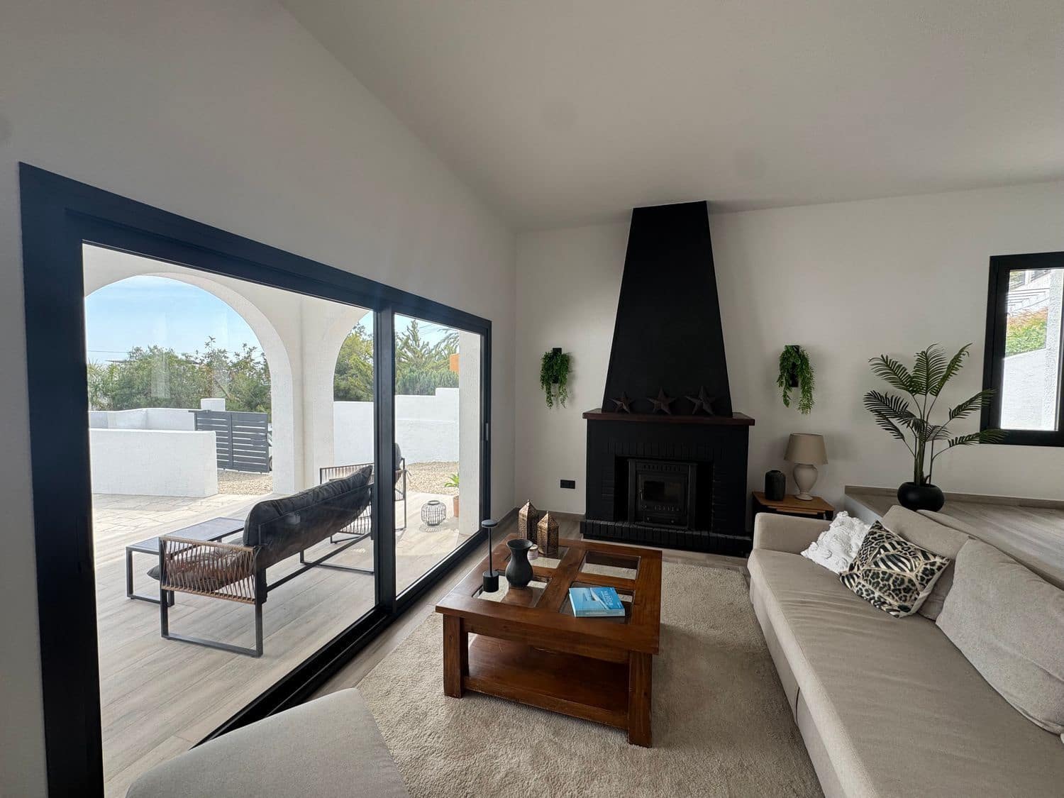 3 bedroom Villa for sale in Mojacar with pool garage - € 650,000 (Ref: 9734068)