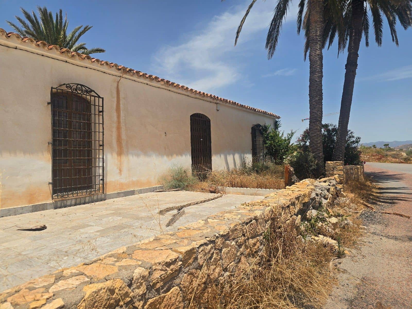 4 bedroom Villa for sale in Cuevas del Almanzora with garage - € 480,000 (Ref: 9734213)