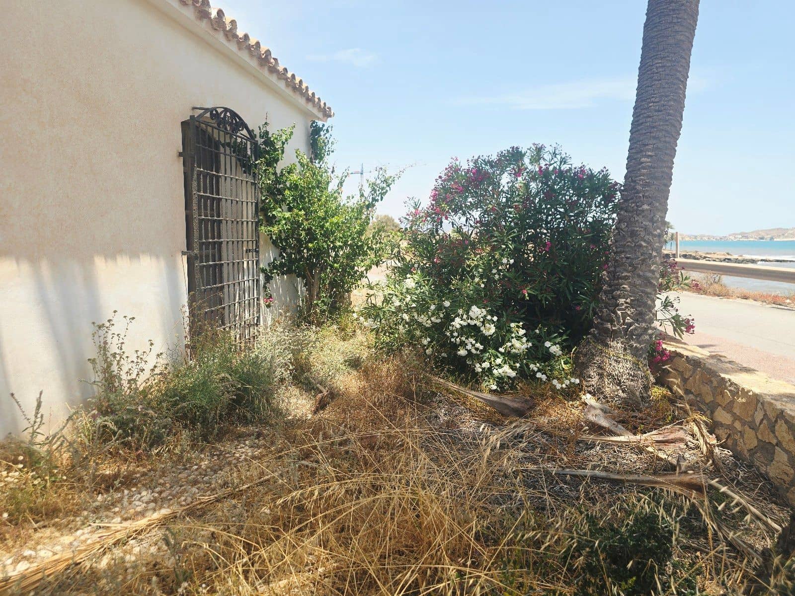 4 bedroom Villa for sale in Cuevas del Almanzora with garage - € 480,000 (Ref: 9734213)