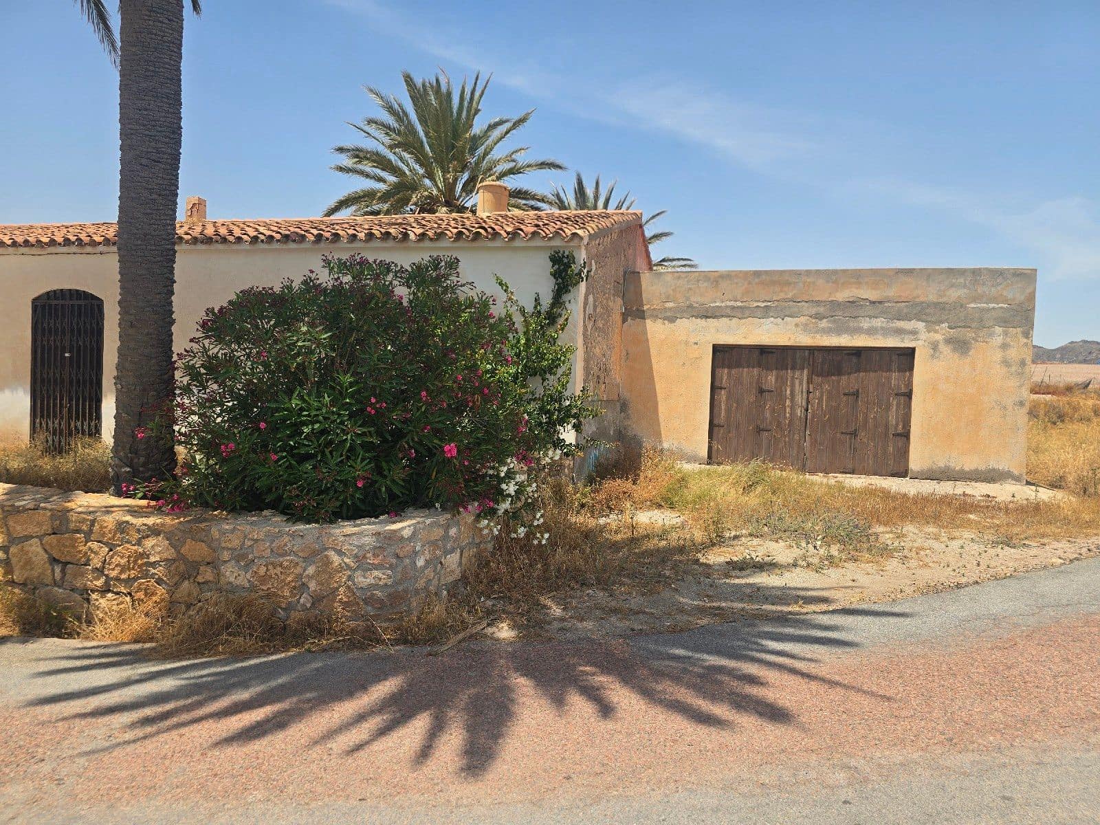 4 bedroom Villa for sale in Cuevas del Almanzora with garage - € 480,000 (Ref: 9734213)