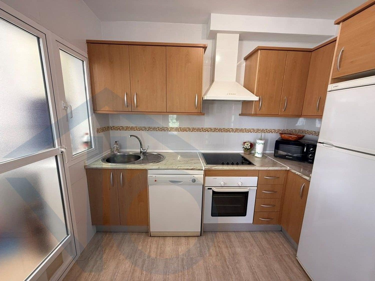 2 makuuhuone Huvila myytävänä paikassa San Juan de los Terreros mukana 
autotalli - 145 000 € (Ref: 9749375)