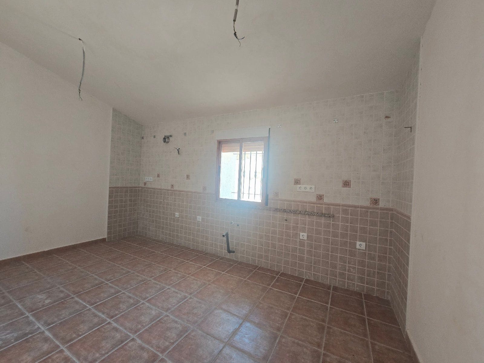 3 bedroom Villa for sale in Aguilas with garage - € 380,000 (Ref: 9749376)