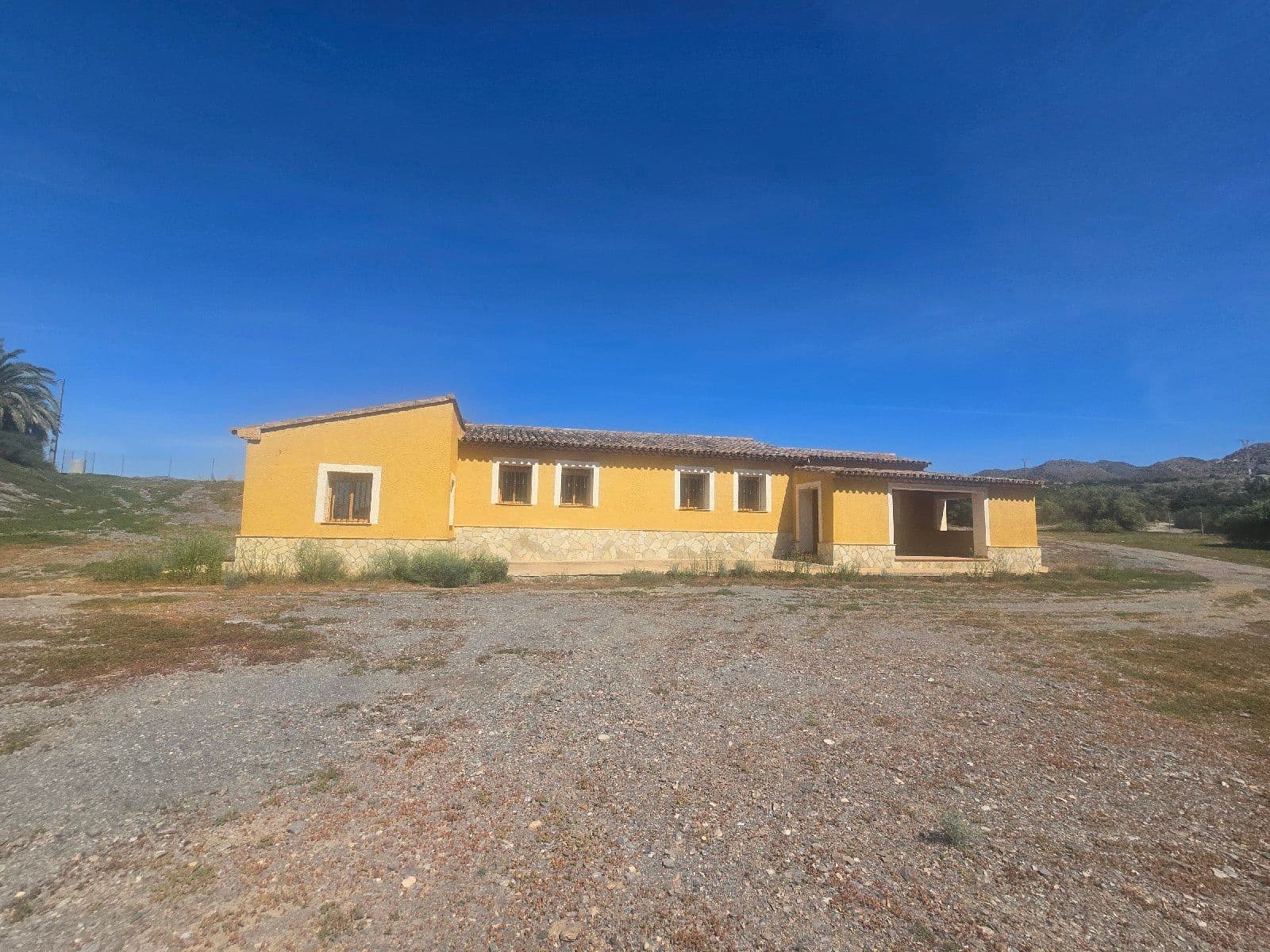 3 bedroom Villa for sale in Aguilas with garage - € 380,000 (Ref: 9749376)