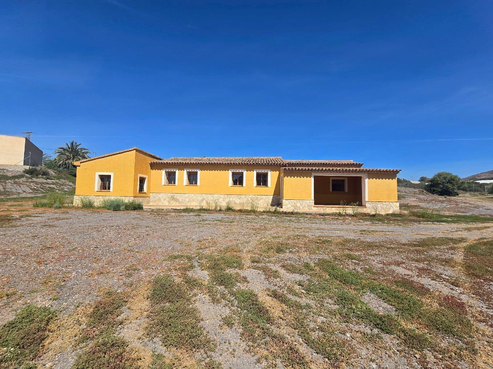 3 bedroom Villa for sale in Aguilas with garage - € 380,000 (Ref: 9749376)