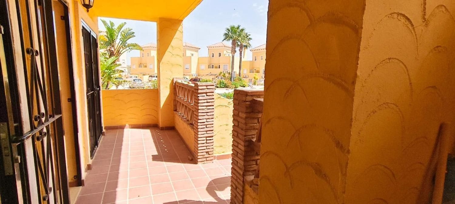 3 makuuhuone Asunto myytävänä paikassa Vera mukana uima-altaan 
autotalli - 184 000 € (Ref: 9755211)