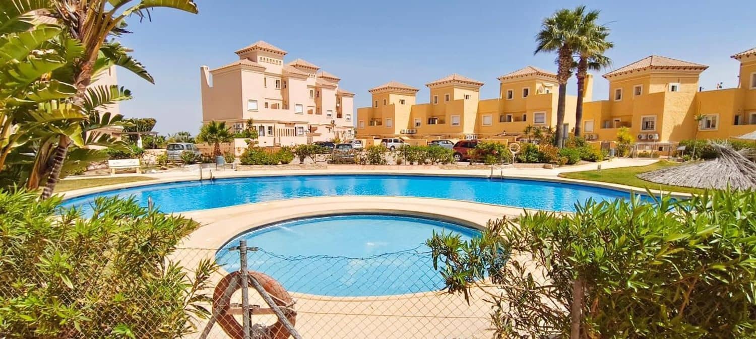 3 makuuhuone Asunto myytävänä paikassa Vera mukana uima-altaan 
autotalli - 184 000 € (Ref: 9755211)