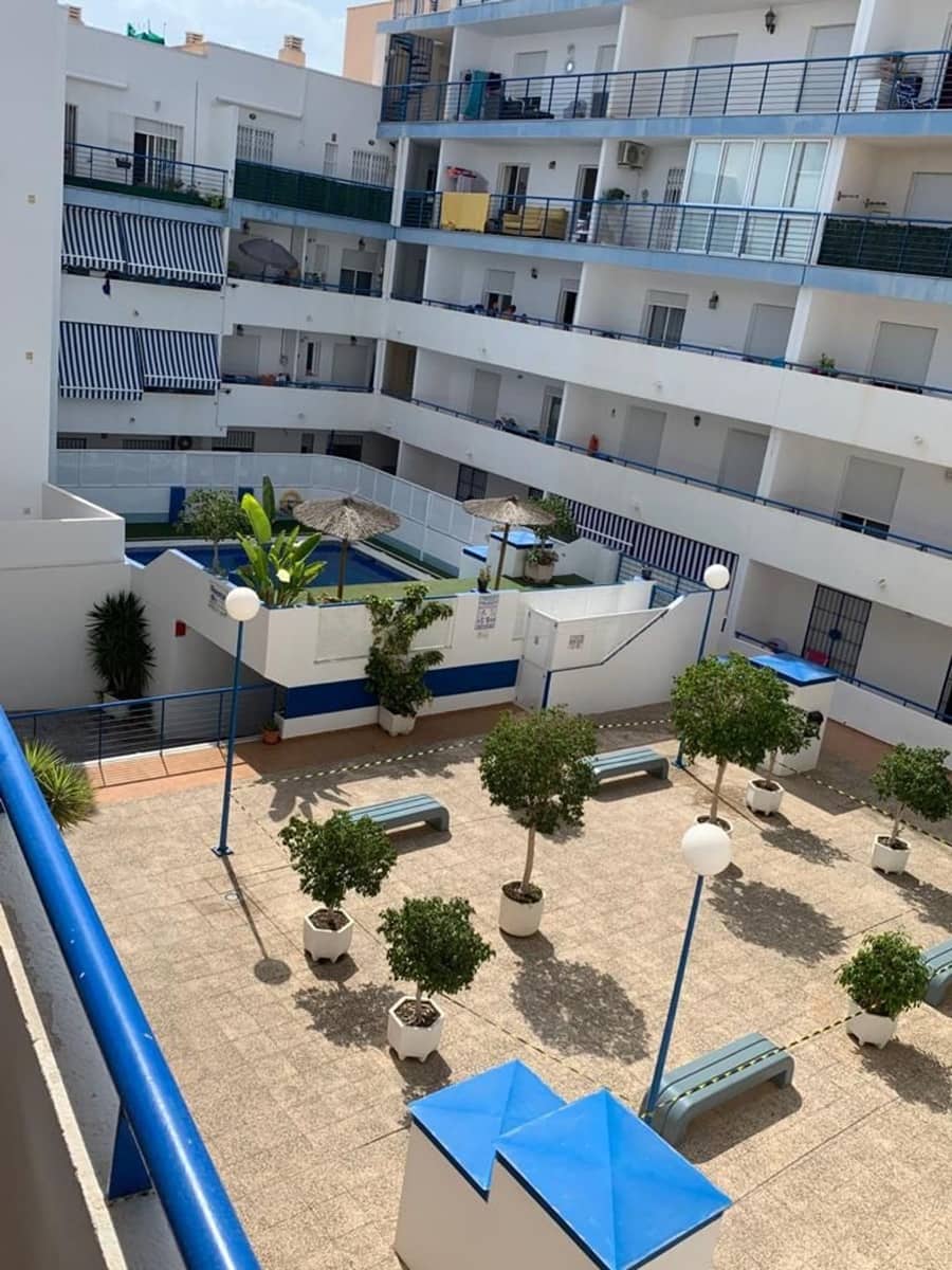 Piso de 2 habitaciones en Garrucha en venta con piscina - 186.000 € (Ref: 9770226)