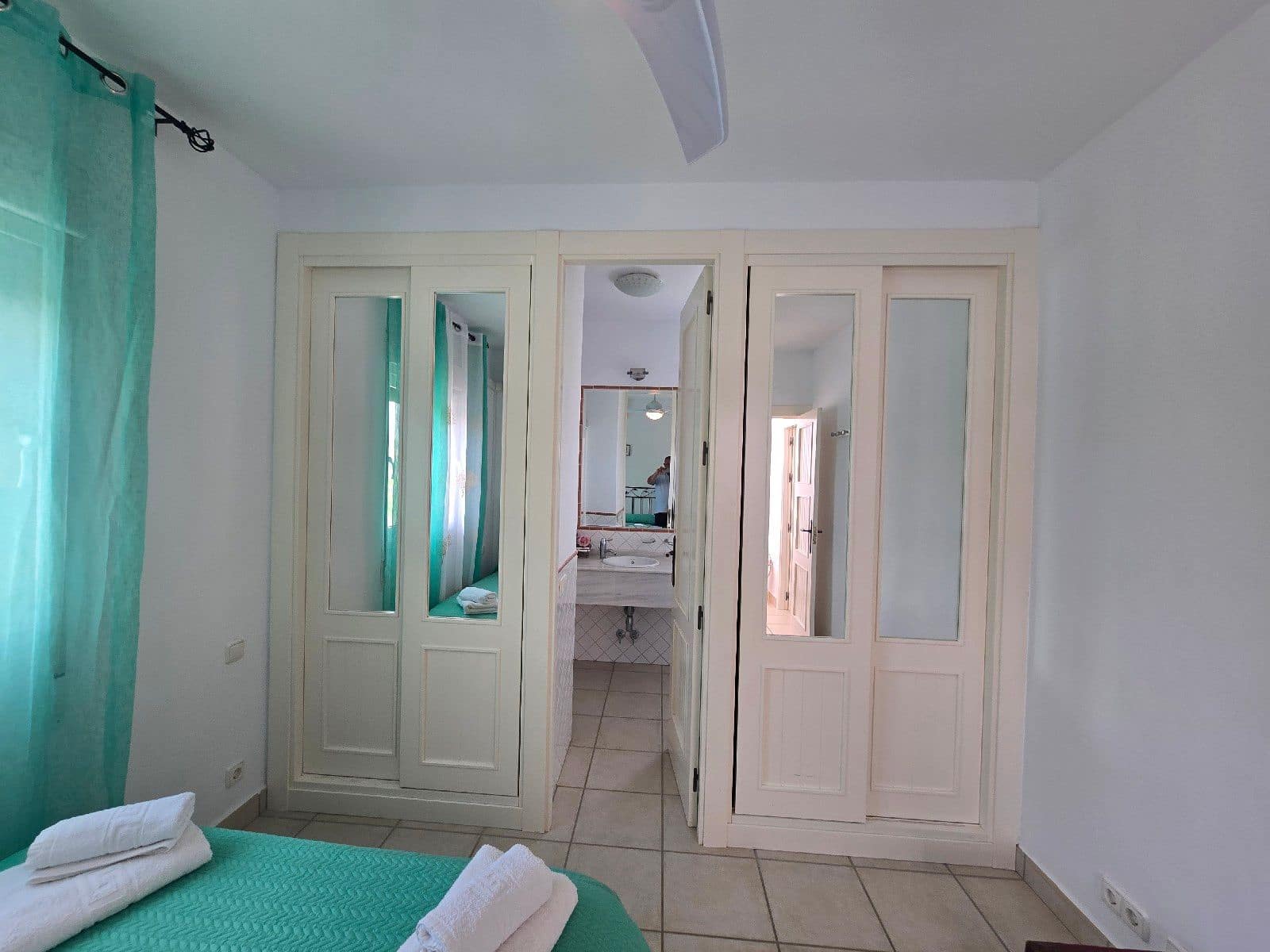 5 makuuhuone Huvila myytävänä paikassa Vera mukana uima-altaan 
autotalli - 1 100 000 € (Ref: 9795723)