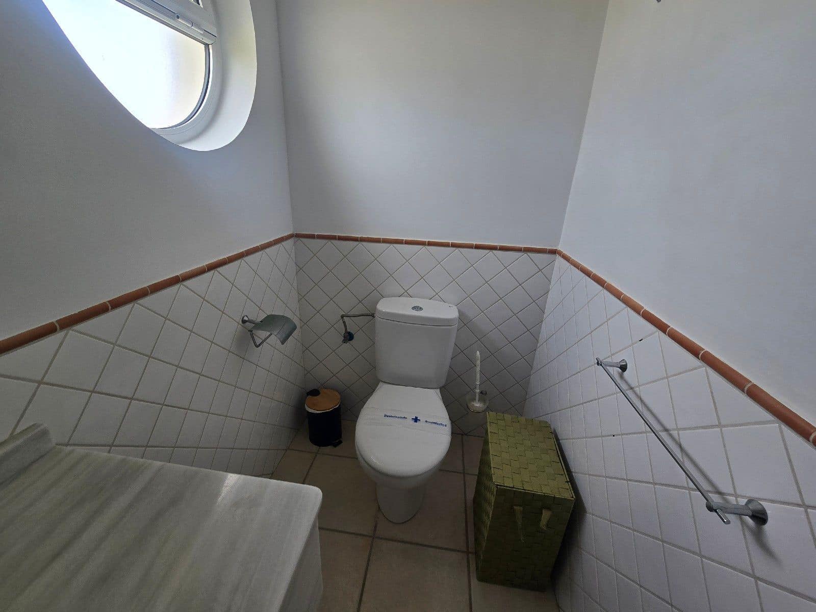 5 makuuhuone Huvila myytävänä paikassa Vera mukana uima-altaan 
autotalli - 1 100 000 € (Ref: 9795723)