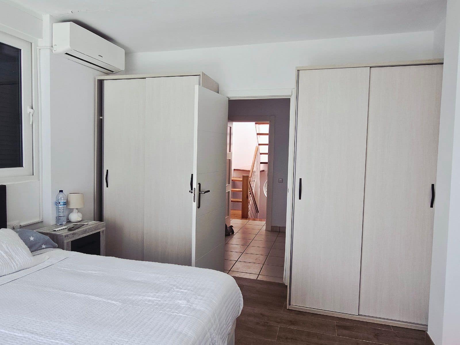 5 makuuhuone Huvila myytävänä paikassa Vera mukana uima-altaan 
autotalli - 1 100 000 € (Ref: 9795723)