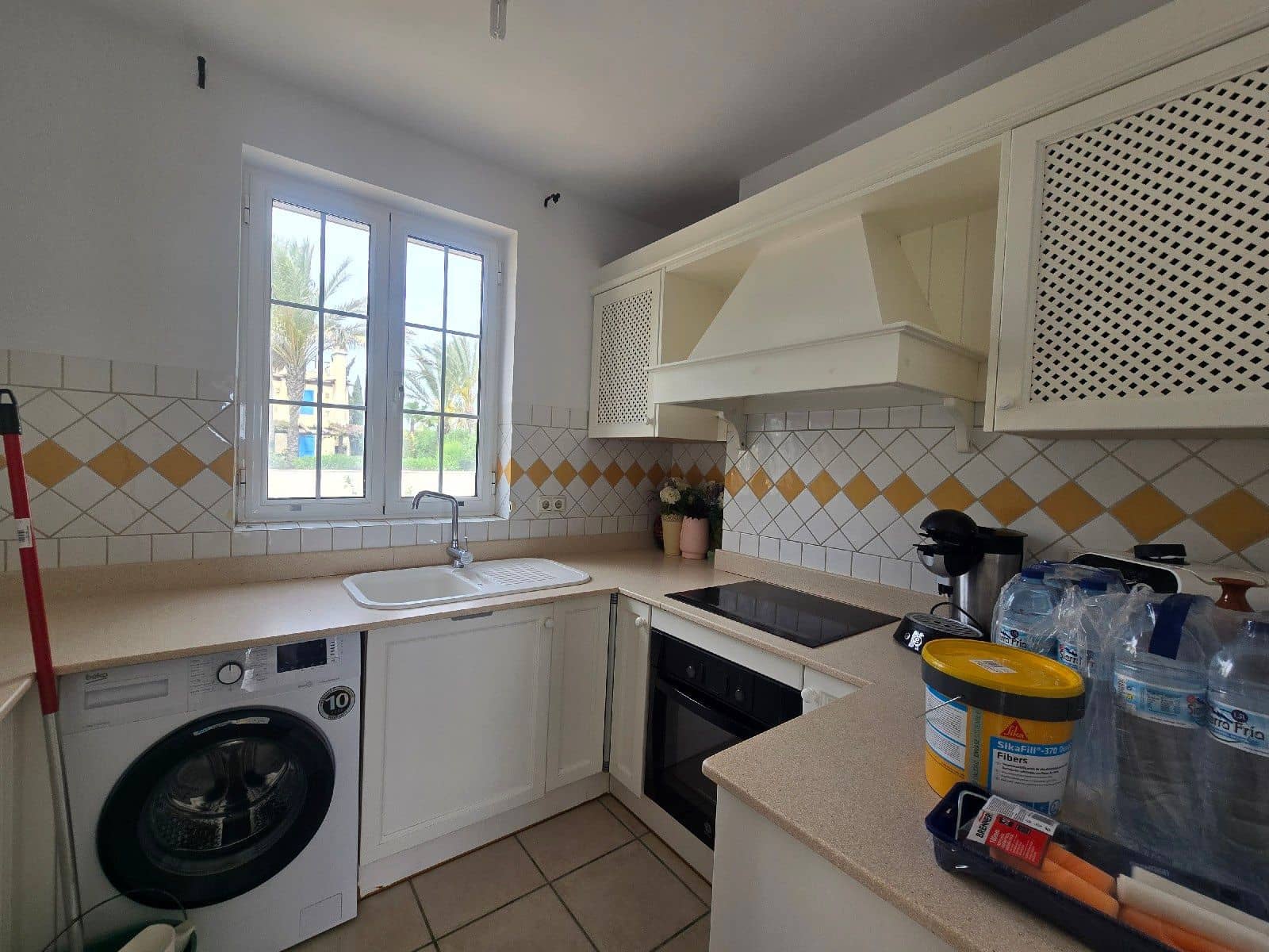 5 makuuhuone Huvila myytävänä paikassa Vera mukana uima-altaan 
autotalli - 1 100 000 € (Ref: 9795723)