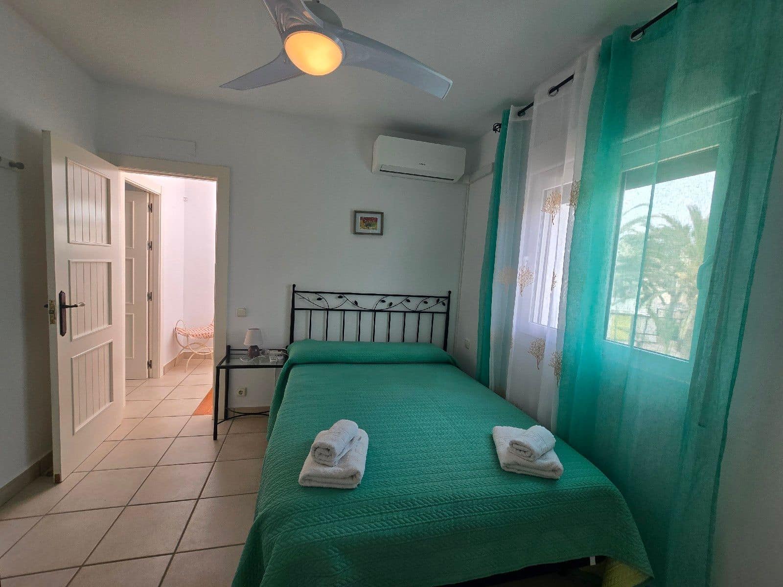 5 makuuhuone Huvila myytävänä paikassa Vera mukana uima-altaan 
autotalli - 1 100 000 € (Ref: 9795723)