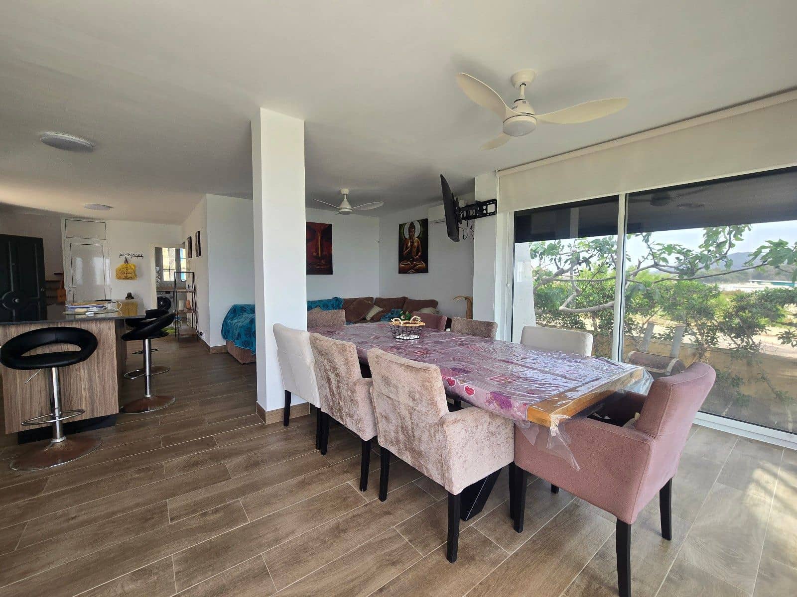 5 makuuhuone Huvila myytävänä paikassa Vera mukana uima-altaan 
autotalli - 1 100 000 € (Ref: 9795723)