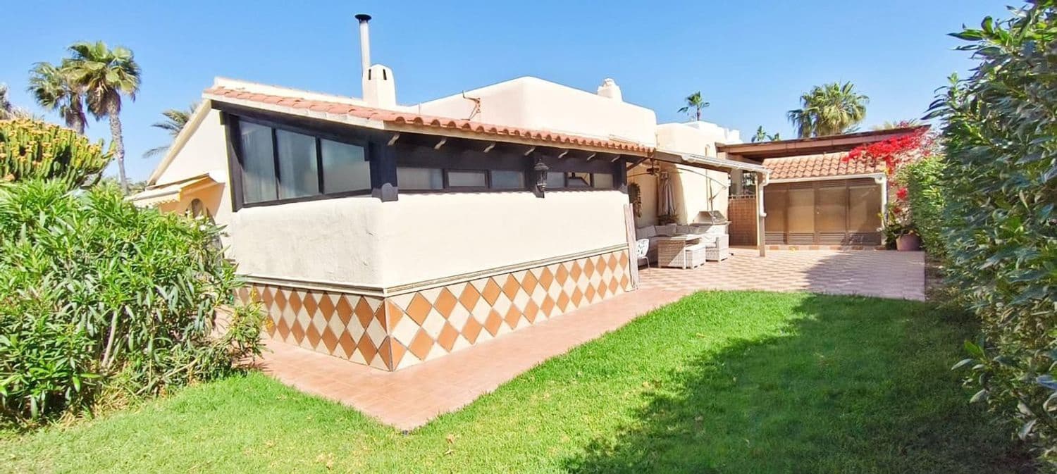 3 bedroom Villa for sale in Vera with pool garage - € 535,000 (Ref: 9816846)