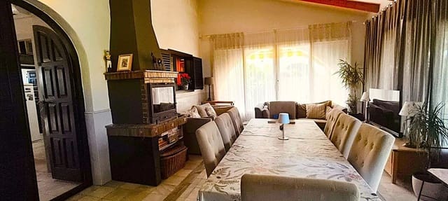 Chalet de 3 habitaciones en Puerto del Rey, Vera en venta con piscina garaje - 535.000 € (Ref: 9816846)