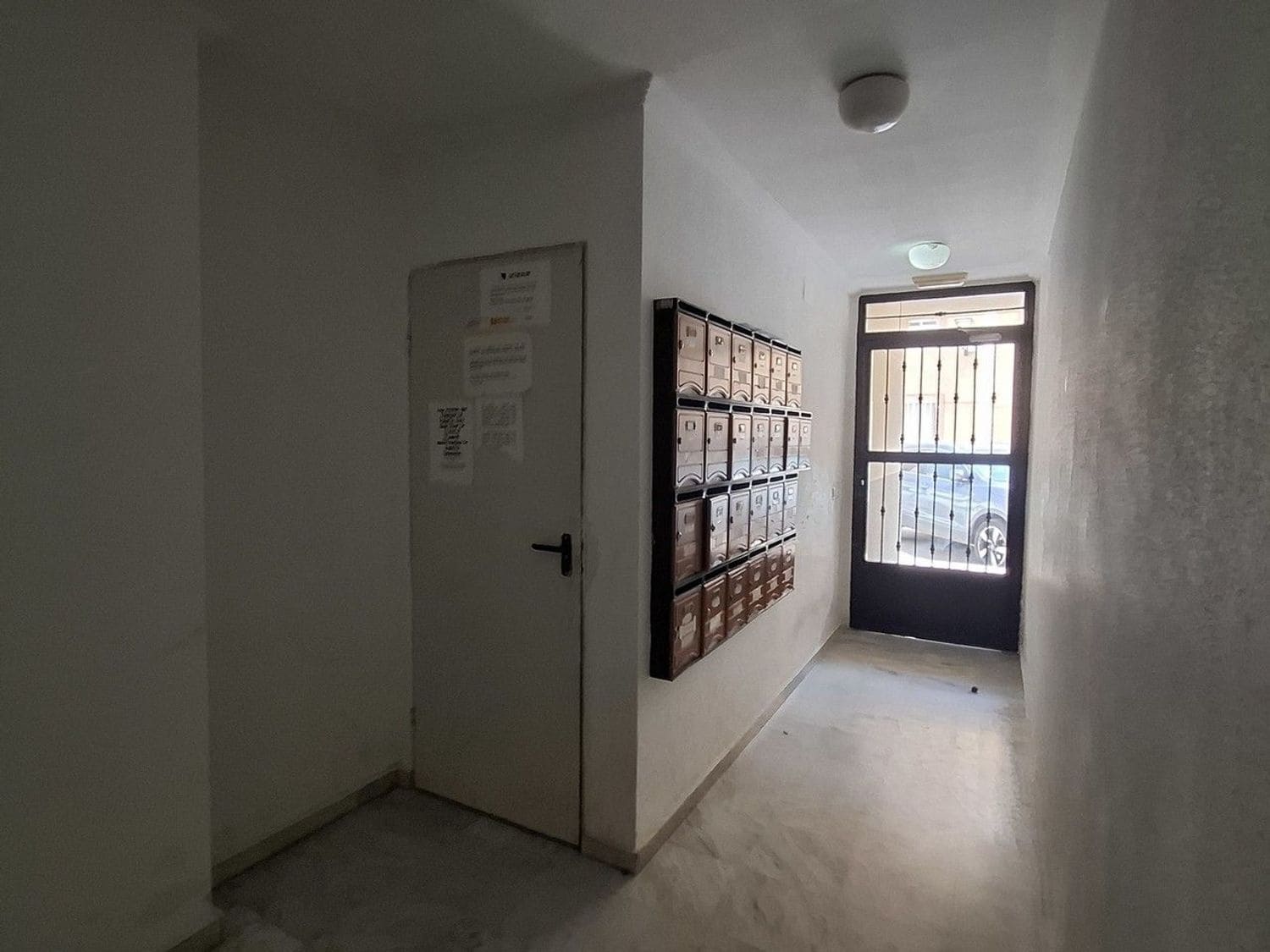 2 bedroom Flat for sale in Garrucha with garage - € 96,000 (Ref: 9827693)
