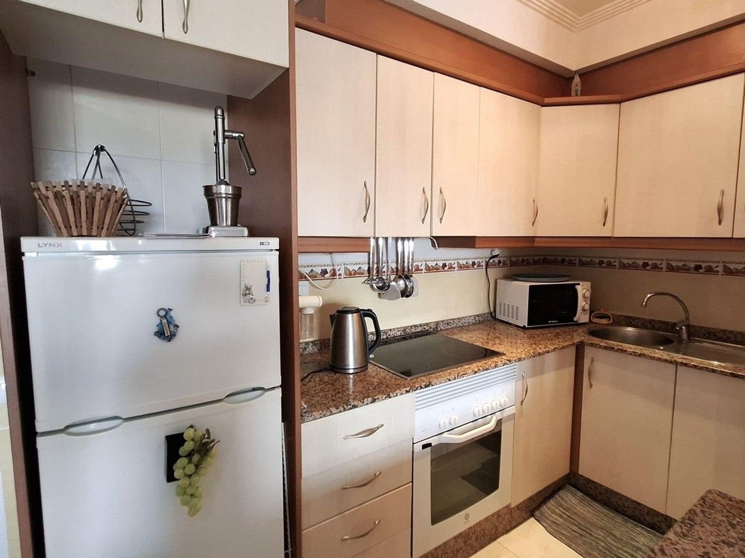 2 bedroom Flat for sale in Garrucha with garage - € 96,000 (Ref: 9827693)