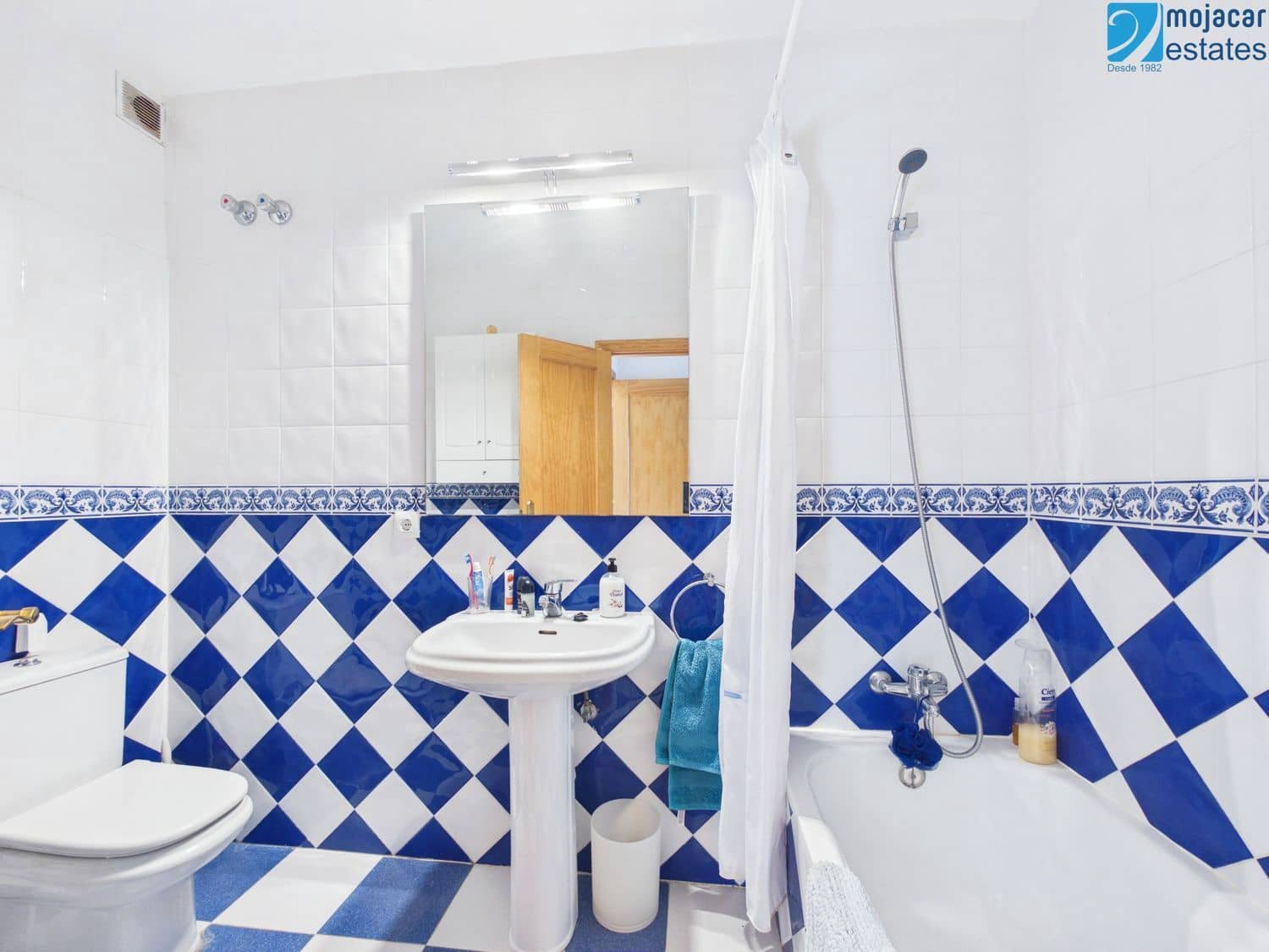 3 bedroom Flat for sale in Los Gallardos with pool garage - € 149,000 (Ref: 9833125)