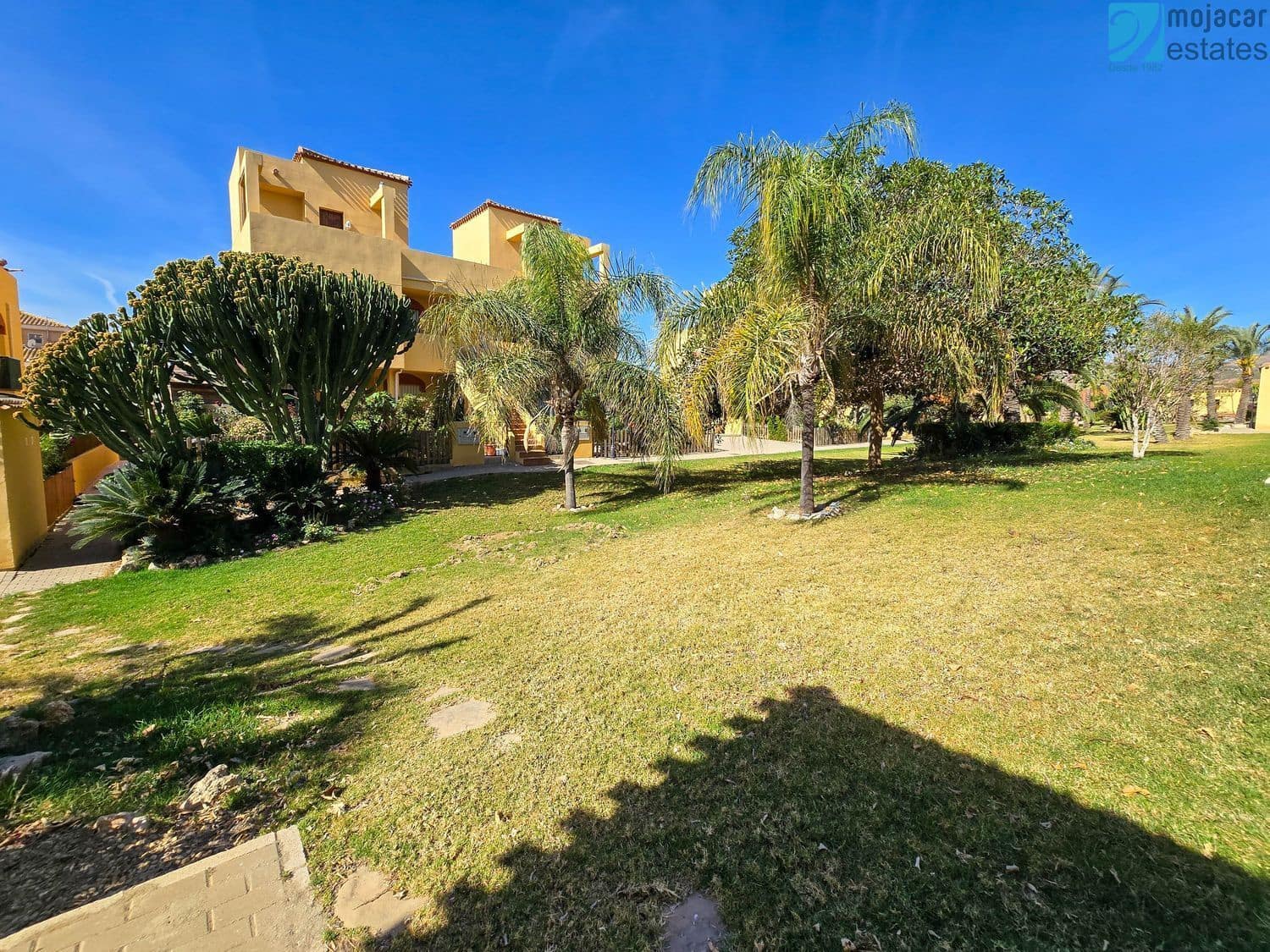 3 bedroom Flat for sale in Los Gallardos with pool garage - € 149,000 (Ref: 9833125)