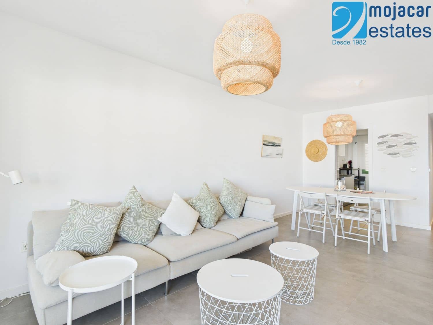 2 bedroom Flat for sale in Mojacar with pool garage - € 299,000 (Ref: 9838452)
