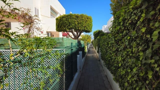 3 soveværelse Lejlighed til salg i Las Marinas - Pueblo Laguna, Vera med swimmingpool garage - € 230.000 (Ref: 9848376)