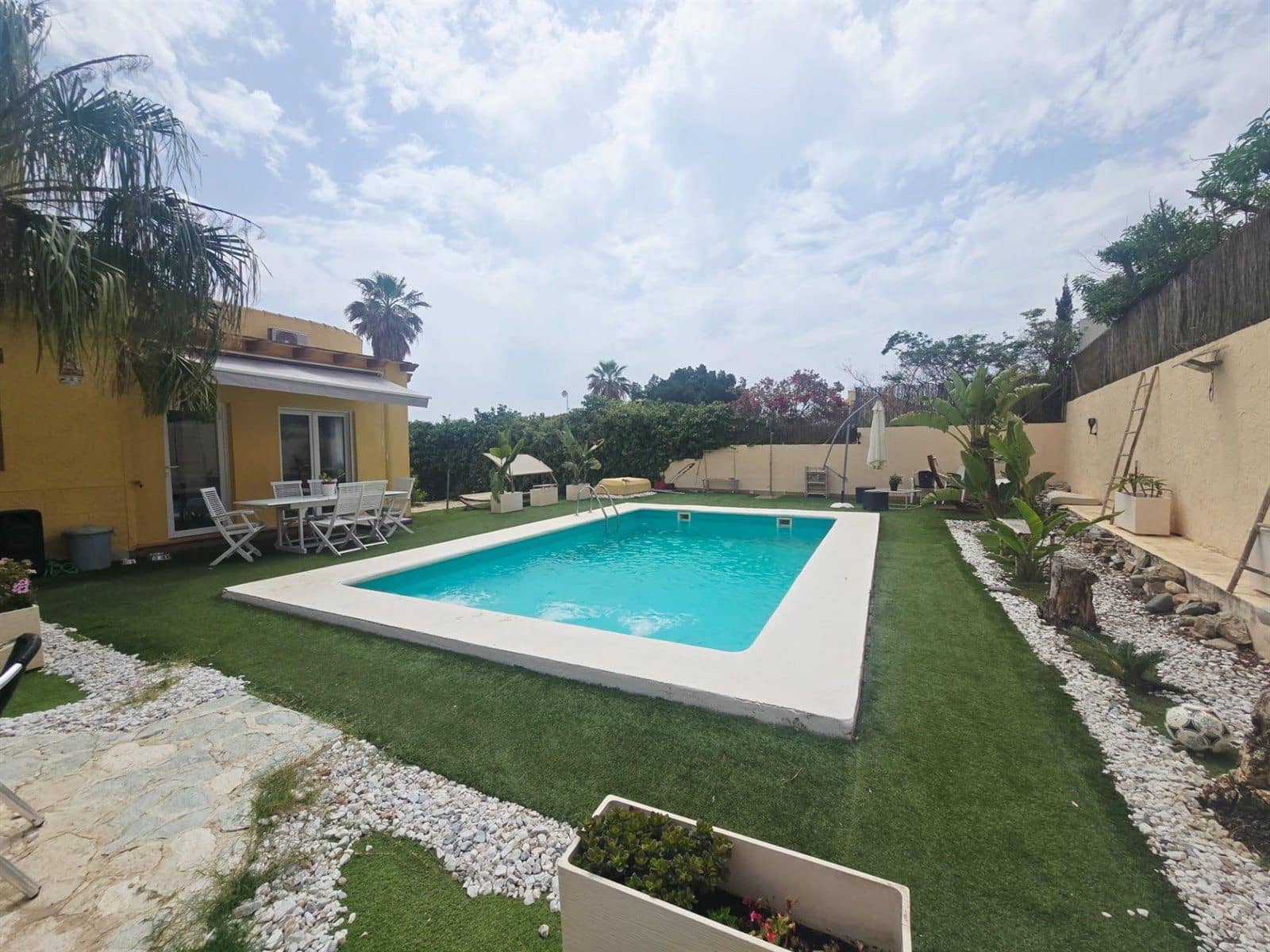 3 bedroom Villa for sale in Vera with pool garage - € 365,000 (Ref: 9867595)