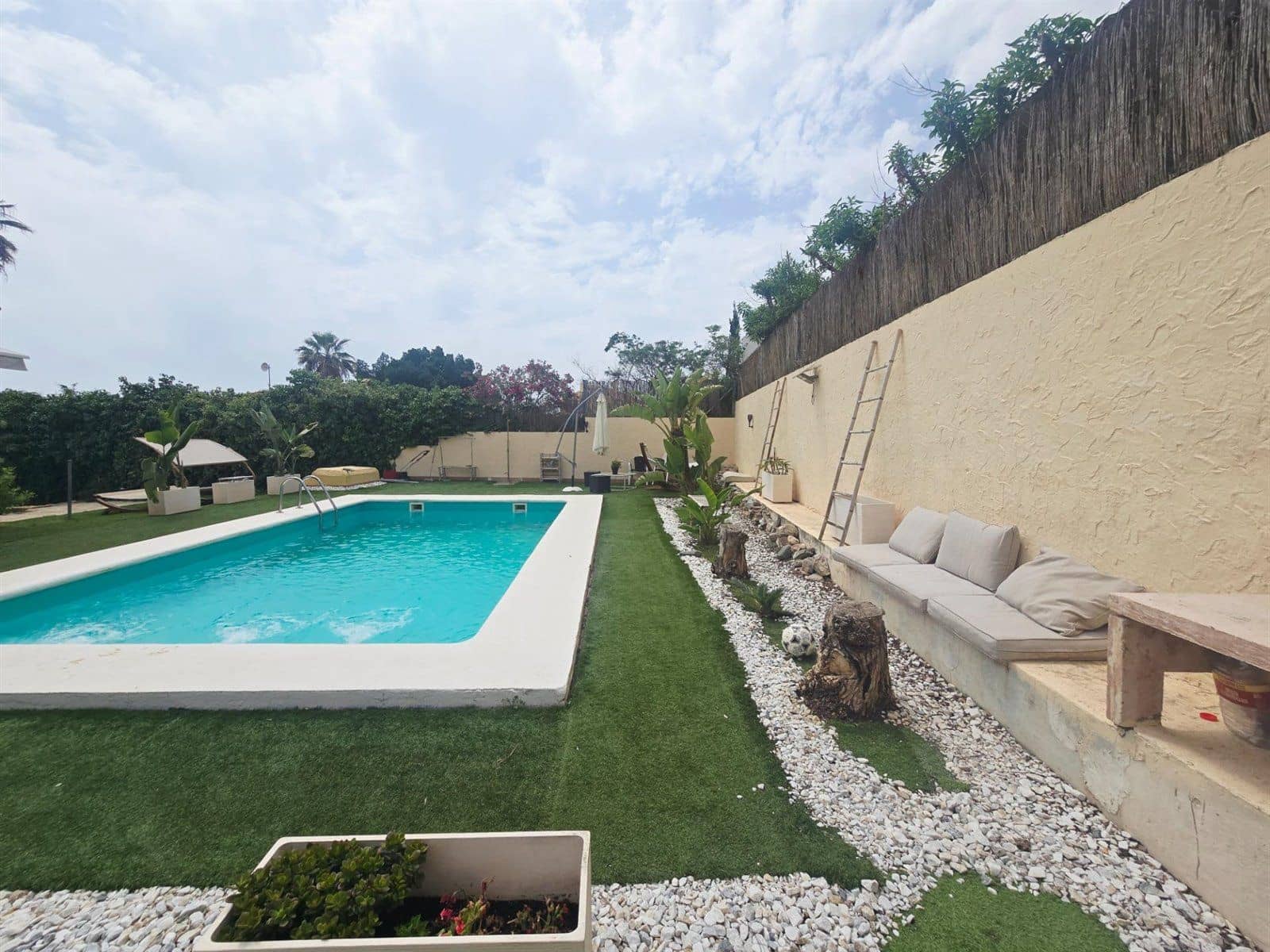 3 bedroom Villa for sale in Vera with pool garage - € 365,000 (Ref: 9867595)