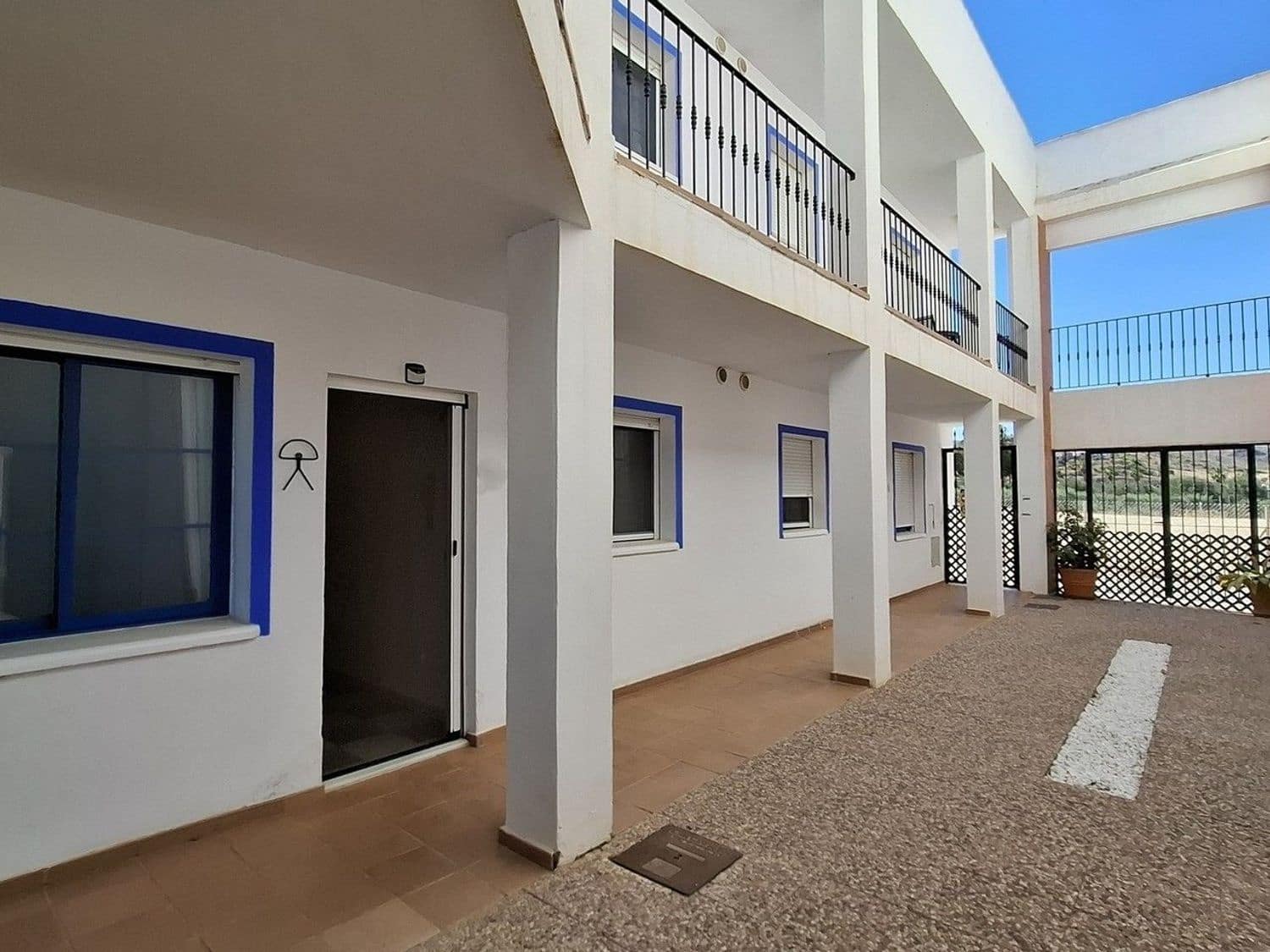 2 soveværelse Lejlighed til salg i Los Gallardos med swimmingpool - € 105.000 (Ref: 9868117)