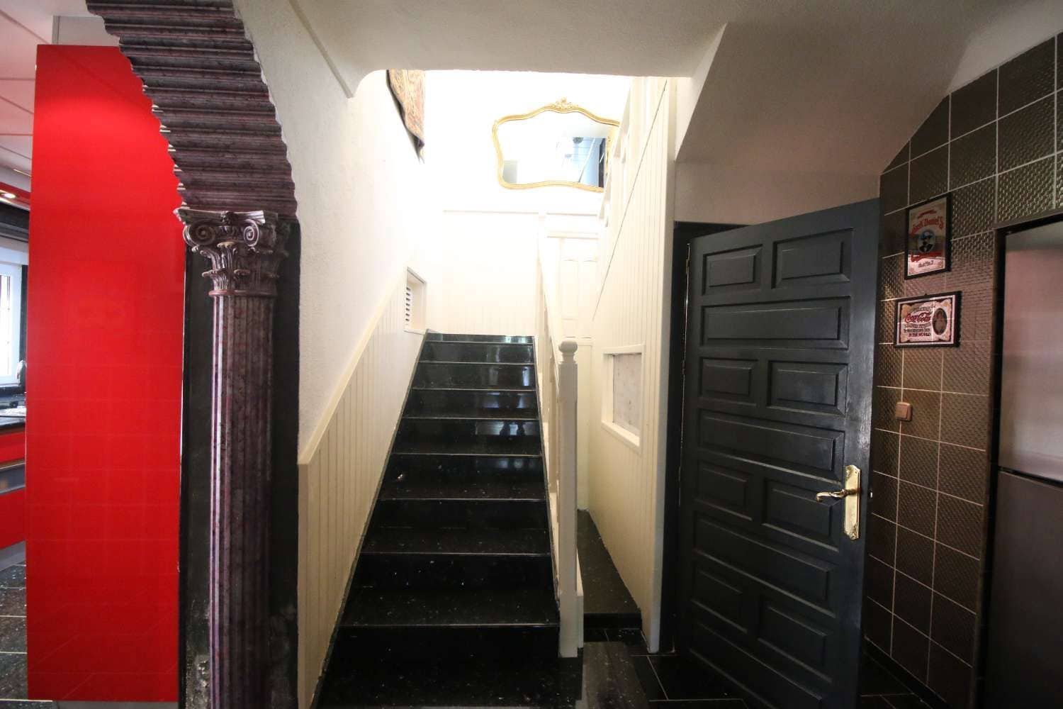 7 quarto Moradia para venda em Cuevas del Almanzora com piscina garagem - 399 000 € (Ref: 9889606)