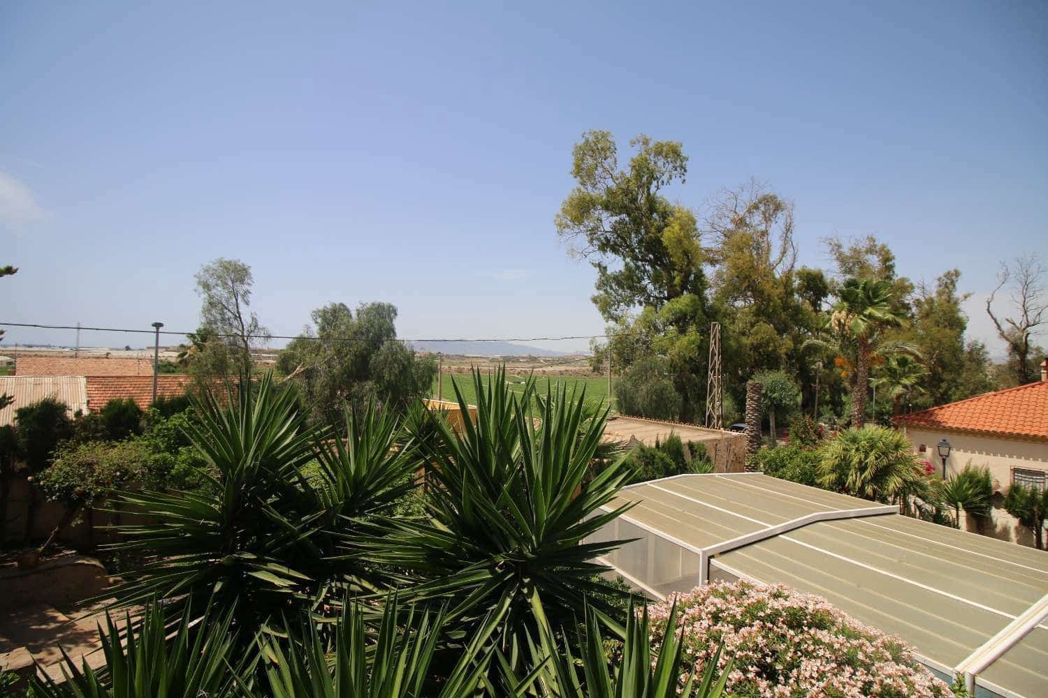 7 quarto Moradia para venda em Cuevas del Almanzora com piscina garagem - 399 000 € (Ref: 9889606)