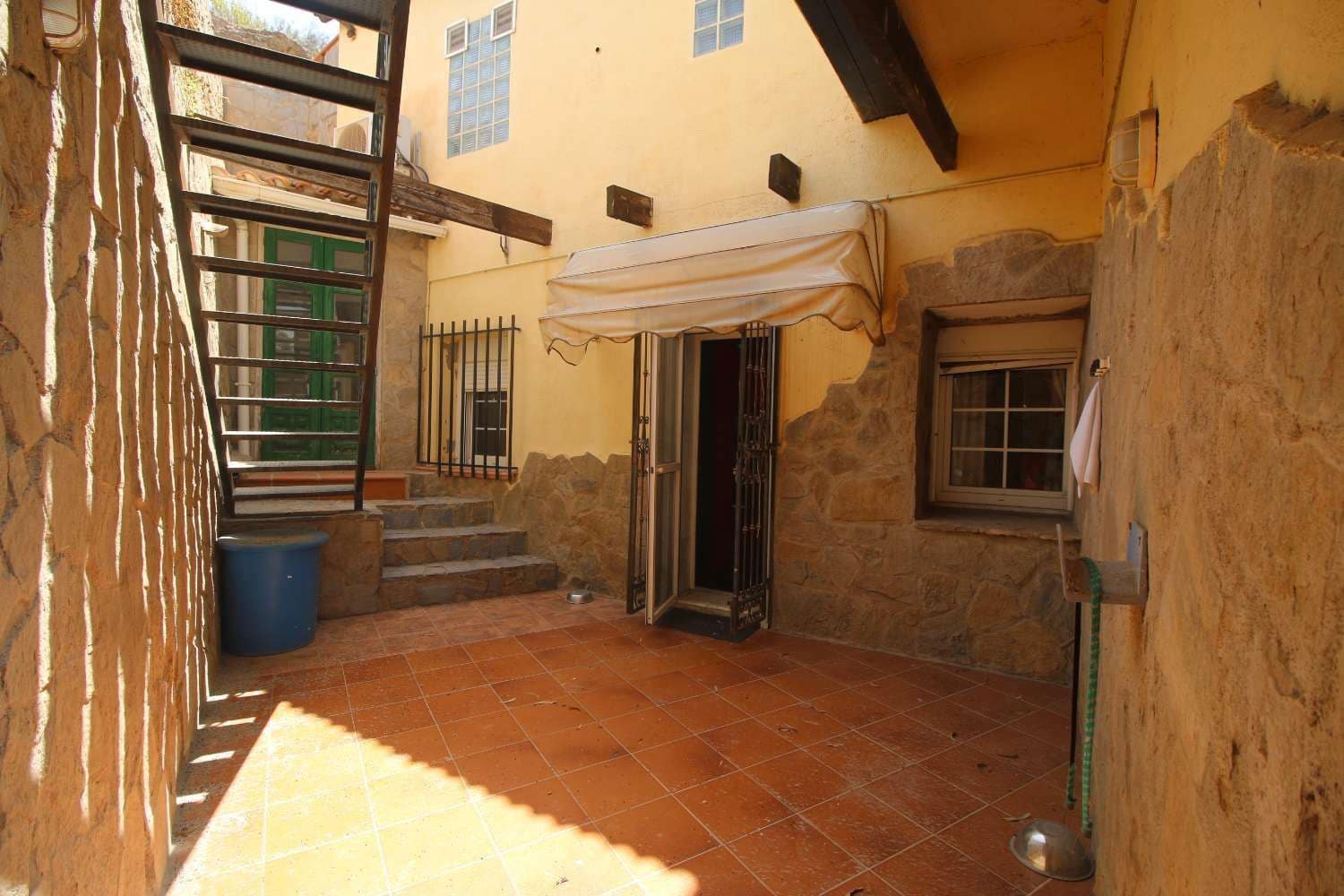 7 quarto Moradia para venda em Cuevas del Almanzora com piscina garagem - 399 000 € (Ref: 9889606)