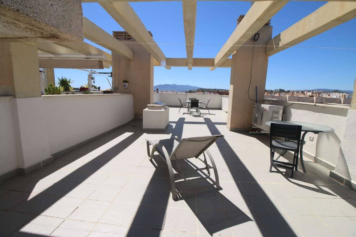Ático de 2 habitaciones en Cuevas del Almanzora en venta con piscina garaje - 165.000 € (Ref: 9889607)