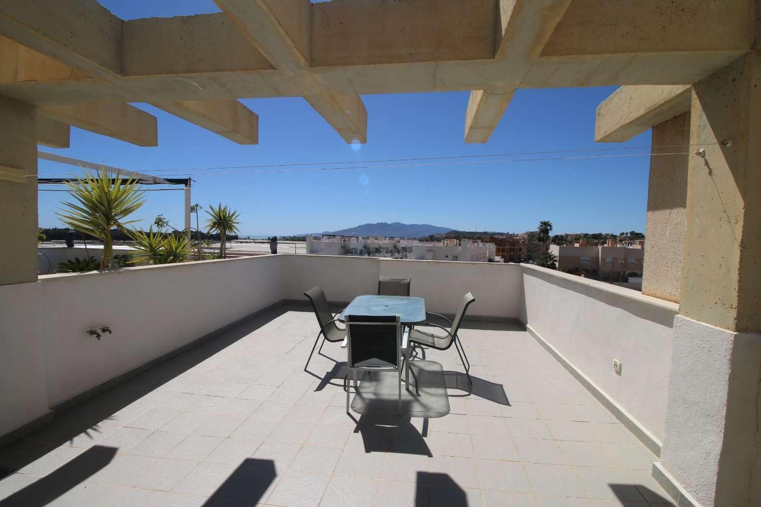 Ático de 2 habitaciones en Cuevas del Almanzora en venta con piscina garaje - 165.000 € (Ref: 9889607)