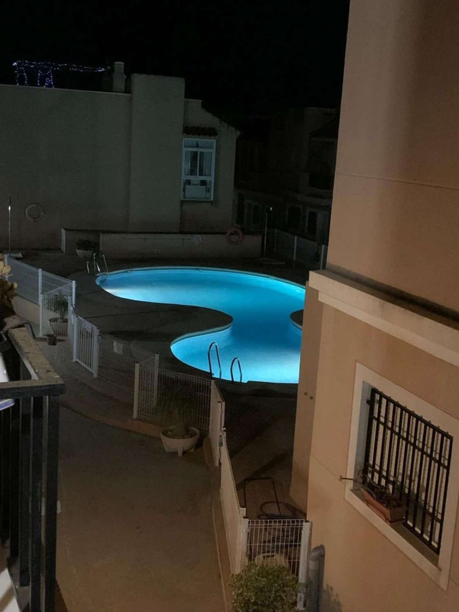 2 soverom Penthouse til salgs i Cuevas del Almanzora med svømmebasseng garasje - € 145 000 (Ref: 9891504)