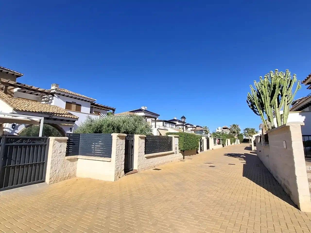 3 bedroom Townhouse for sale in Vera with pool - € 256,000 (Ref: 9895286)