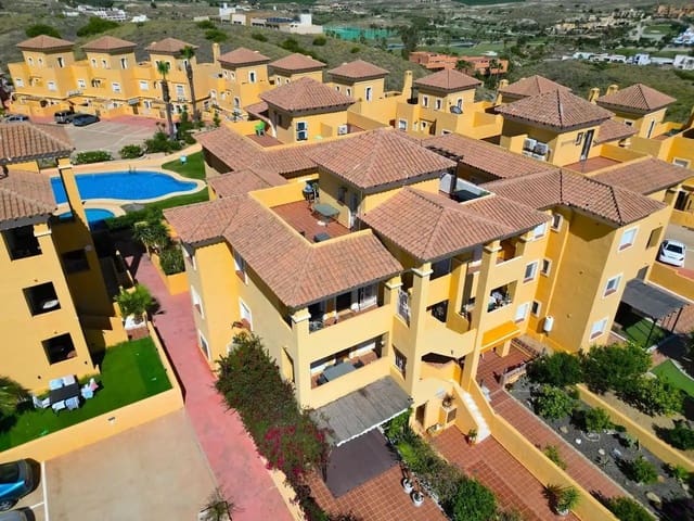 3 chambre Penthouse à vendre à Valle del Este, Vera avec piscine garage - 160 000 € (Ref: 9895287)
