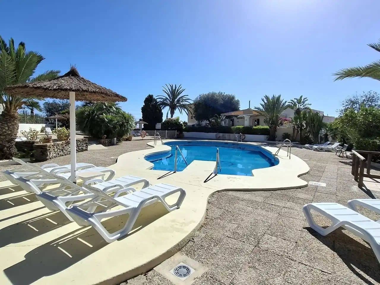 2 sovrum Lägenhet till salu i Mojacar med pool - 175 000 € (Ref: 9897119)