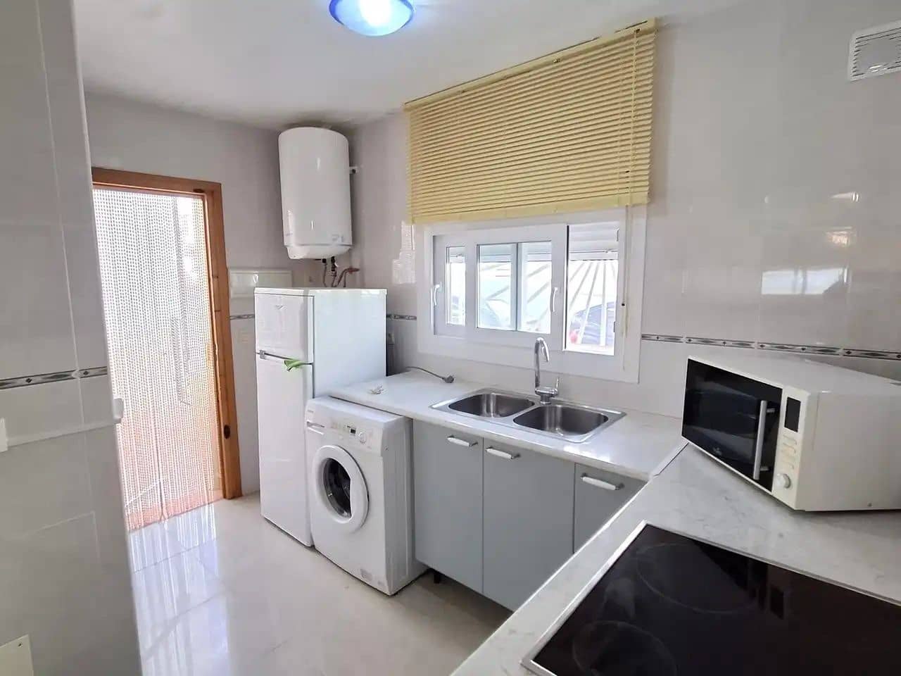 2 bedroom Villa for sale in Mojacar with garage - € 235,000 (Ref: 9897295)