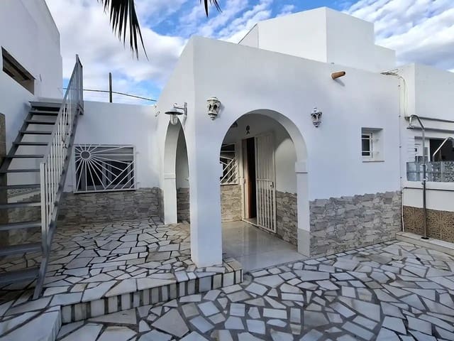 2 Zimmer Villa zu verkaufen in Mojácar mit Garage - 235.000 € (Ref: 9897295)