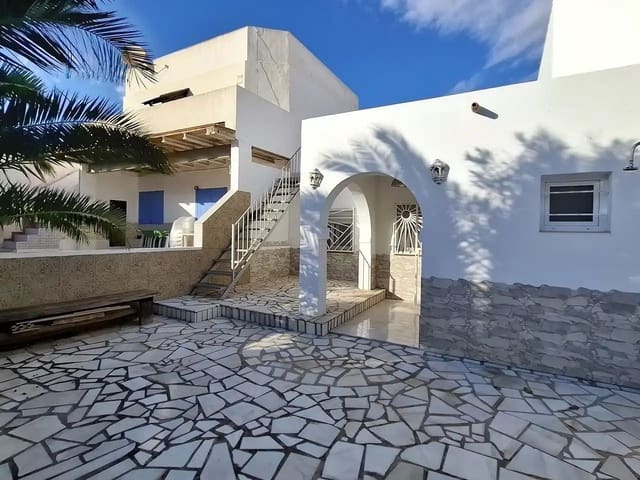 2 Zimmer Villa zu verkaufen in Mojácar mit Garage - 235.000 € (Ref: 9897295)