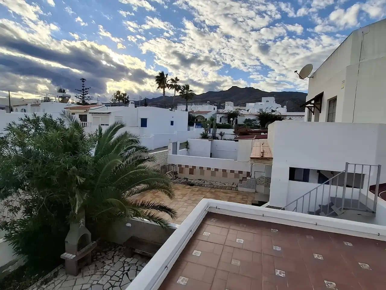 2 bedroom Villa for sale in Mojacar with garage - € 235,000 (Ref: 9897295)