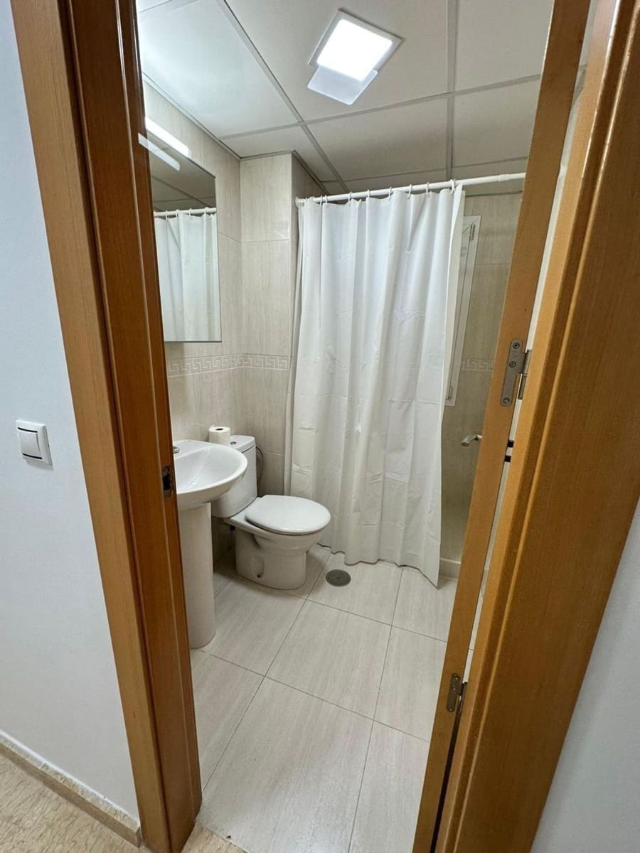 2 bedroom Flat for sale in Garrucha with garage - € 185,000 (Ref: 9902567)